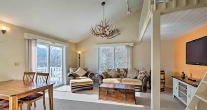 Condo w/ Loft: 2 Mi to Windham Mountain Ski!
