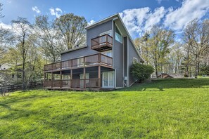 House (3 Bedrooms) | Interior - Pet-friendly Massanutten Resort Home w/ Yard! (McGaheysville)