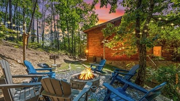 Rumah (3 Bedrooms) | Bagian depan properti