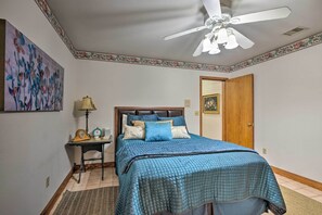 Apartment (3 Bedrooms) | Interior - Pet-friendly Home 7 Miles to Dickson Street! (Fayetteville)