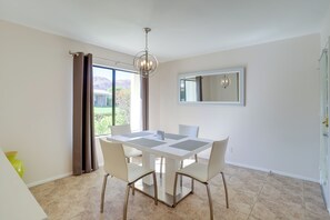 Apartment (2 Bedrooms) | Interior - Palm Desert Retreat: Private Patio & Mtn View (Palm Desert)