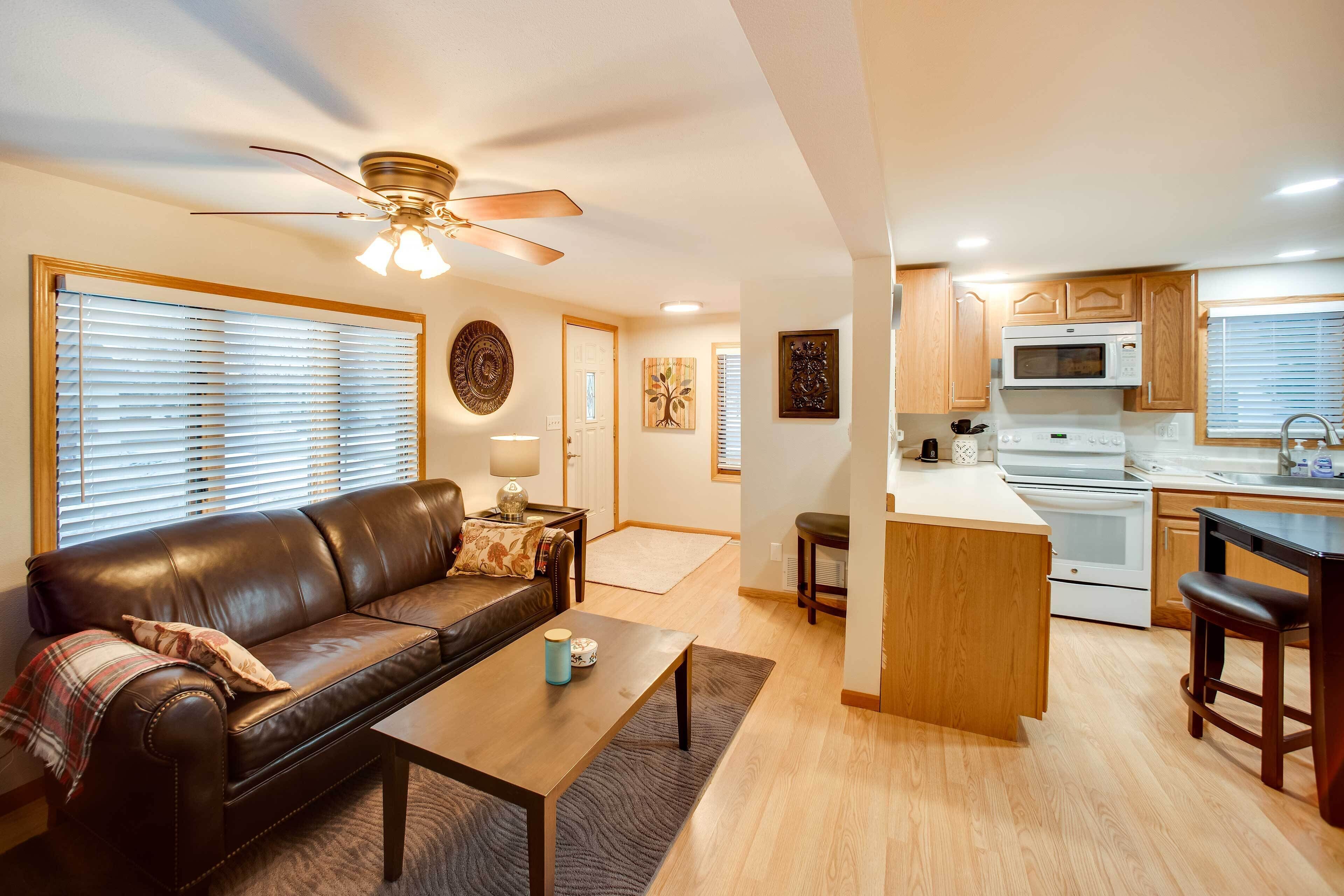 House (3 Bedrooms) | Interior