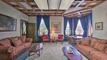 Maison (Multiple Bedrooms) | Intérieur