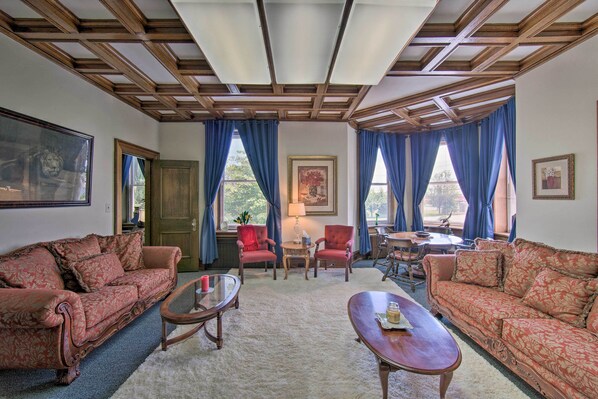 House (Multiple Bedrooms) | Interior