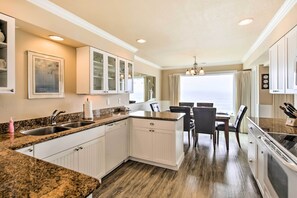 Interior - Beachfront Condo w/ Patio & Views - Walk to Shore! (Gleneden Beach)