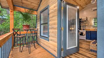 Apartment (0 Bedroom) | Interior