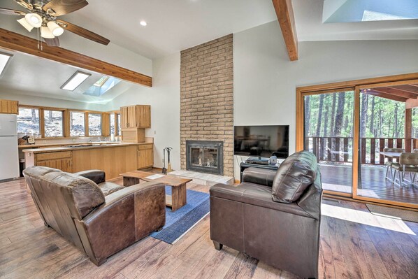 House (2 Bedrooms) | Interior