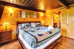 House (5 Bedrooms) | Interior - Stunning Views, Hot Tub, 3 Decks: Gatlinburg Cabin (Gatlinburg)