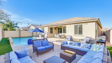 House (4 Bedrooms) | Front of property