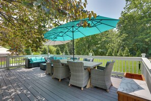 Interior - Updated Getaway w/ Pool & Hot Tub on < 3 Acres! (Stony Point)