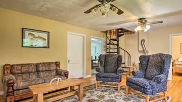 Cottage (3 Bedrooms) | Interior