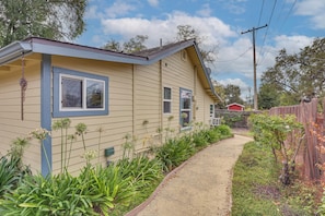 Cottage (2 Bedrooms) | Bahagian dalam