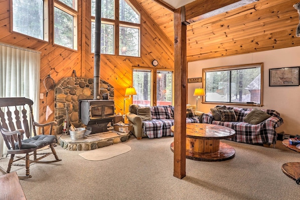 House (3 Bedrooms) | Front of property - Truckee Winter Escape 6 Mi to Ski Slopes! (Truckee)