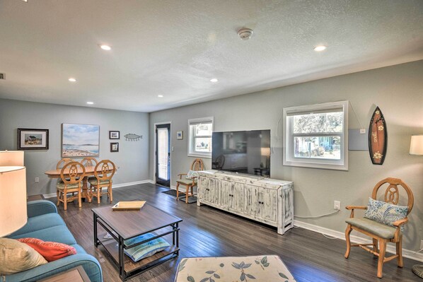 House (3 Bedrooms) | Interior - Dog-friendly Home w/ Gas Grill - Walk to Rose Bay! (Port Orange)