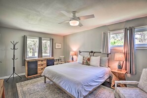 House (3 Bedrooms) | Interior - Dog-friendly Home w/ Gas Grill - Walk to Rose Bay! (Port Orange)