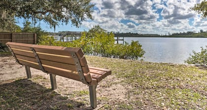 Dog-friendly Home w/ Gas Grill - Walk to Rose Bay!