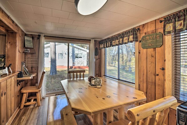 House (2 Bedrooms) | Interior