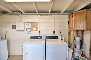 Apartment (2 Bedrooms) | Interior - Longboat Key Condo W/lanai, Walk to Beach & Shops (Longboat Key)