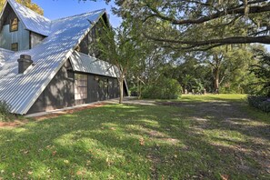 House (3 Bedrooms) | Interior - Chic A-frame Escape w/ Fire Pit - Private Property (Lakeland)