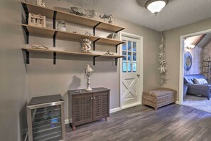 House (3 Bedrooms) | Interior - Chic A-frame Escape w/ Fire Pit - Private Property (Lakeland)