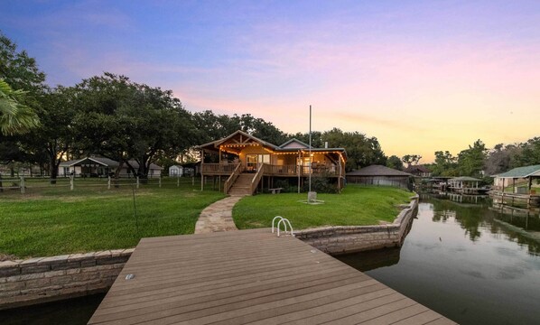 House (3 Bedrooms) | Interior - Lakefront Haven ~ 6 Mi to Historic Granbury Square (Granbury)