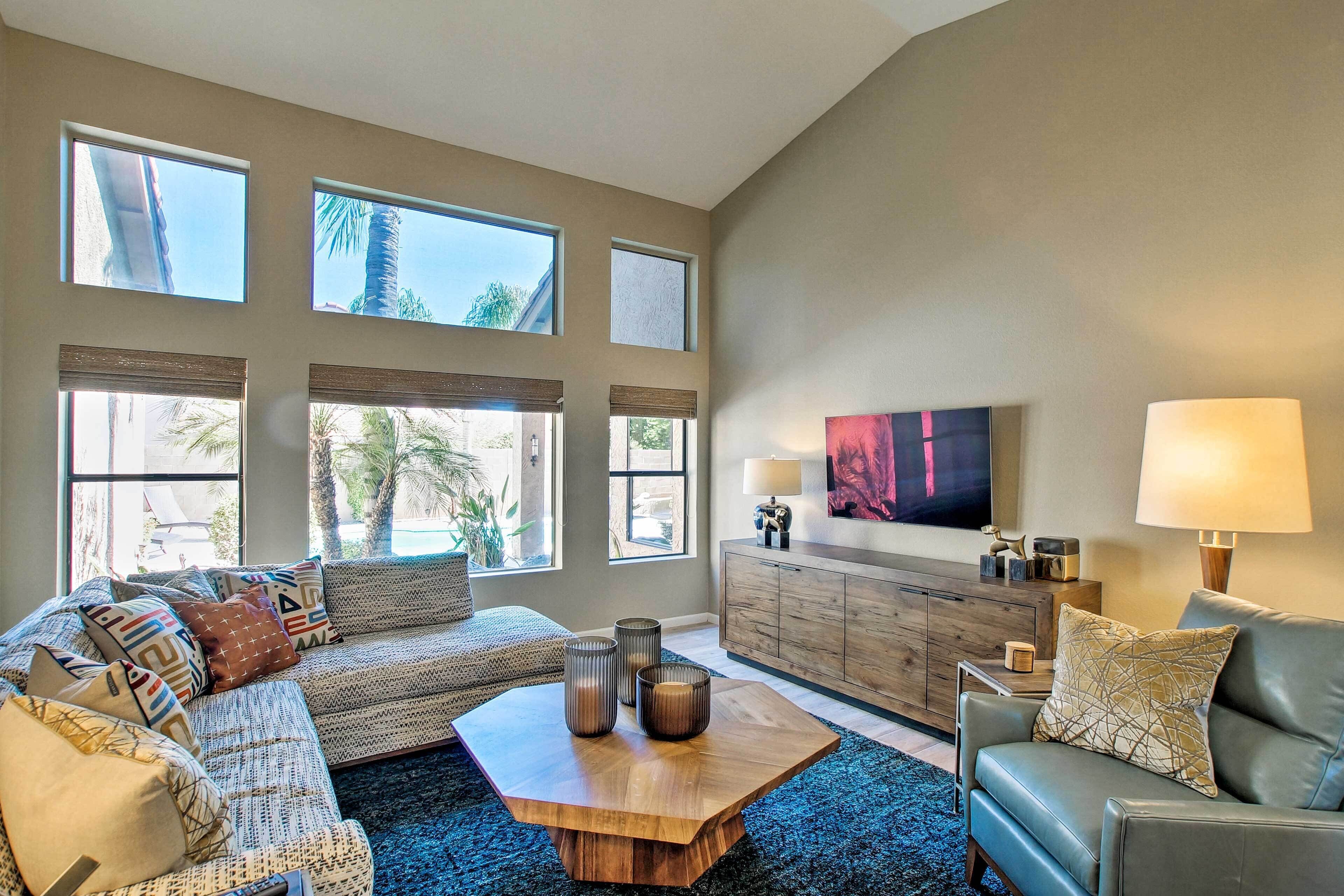 House (5 Bedrooms) | Interior