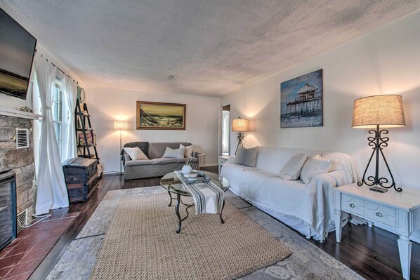 Cottage (3 Bedrooms) | Living area - Lake Huron Cottage: Fire Pit, Steps to Beach! (Fort Gratiot)