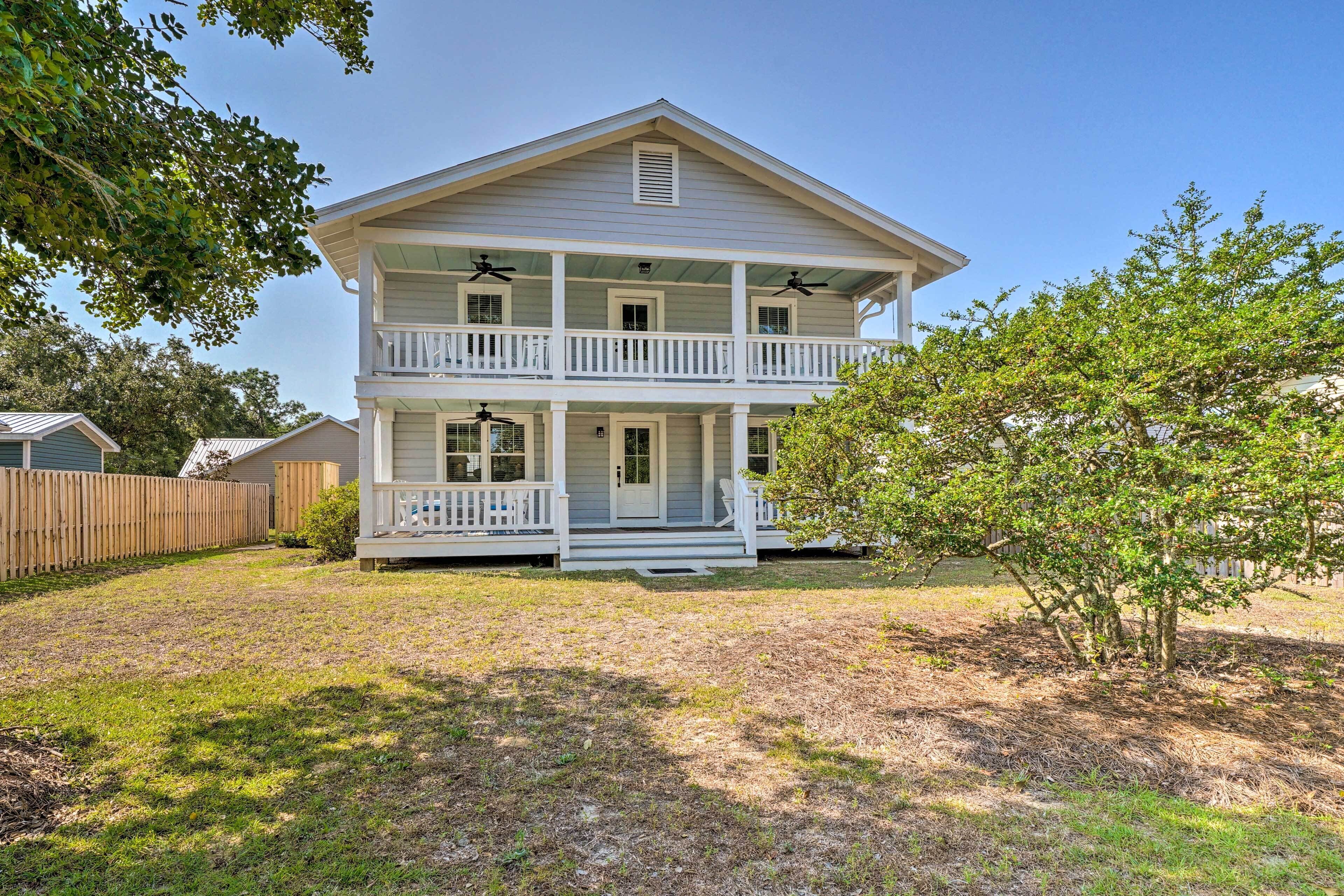 House (4 Bedrooms) | Front of property