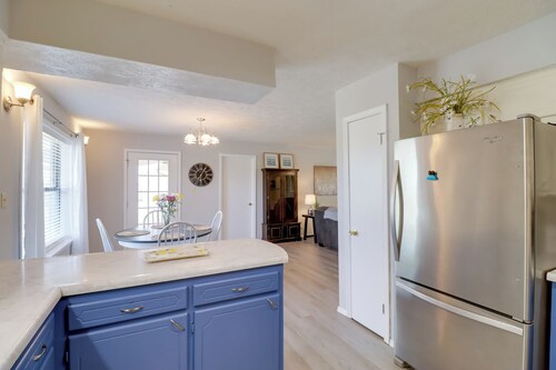 Charming Mountain Home Getaway w/ Gas Grill!