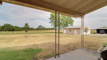 ุงูู
ูุดุฃุฉ ู
ู ุงูุฏุงุฎู