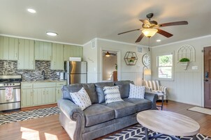 House (1 Bedroom) | Interior