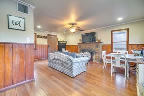 House (1 Bedroom) | Interior