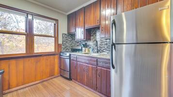 House (1 Bedroom) | Interior