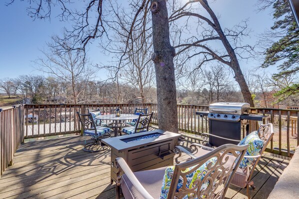 Front of property - Lakefront Eucha Escape w/ Views & Boat Slip! (Eucha)