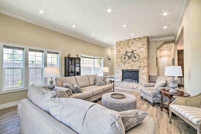 Renovated North Bend Cottage: Near Eateries!