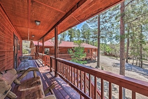 Interior - Wooded Ruidoso Hideaway w/ Deck: Ski, Hike & Golf! (Ruidoso)