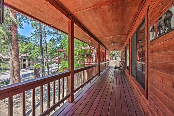House (4 Bedrooms) | Interior - Wooded Ruidoso Hideaway w/ Deck: Ski, Hike & Golf! (Ruidoso)