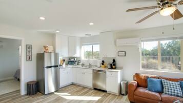 Apartment (1 Bedroom) | Interior