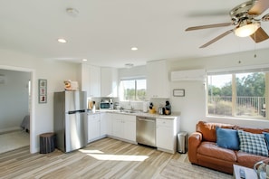 Apartment (1 Bedroom) | Interior