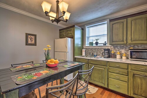 2 Mi to Ark Encounter: Updated Williamstown Apt!