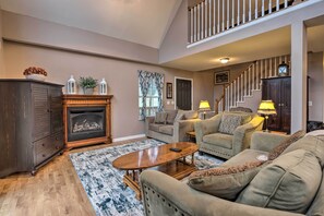 House (4 Bedrooms) | Interior