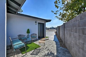House (1 Bedroom) | Interior