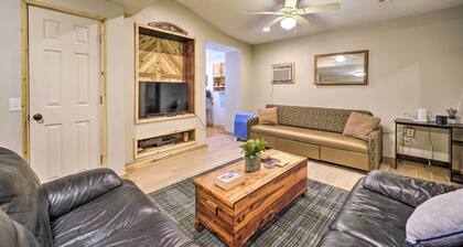 Farmhouse Apt on Route 66 - 12 Miles to Downtown