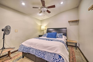 1 phòng ngủ, bộ trải giường 