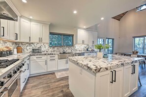 House (1 Bedroom) | Interior