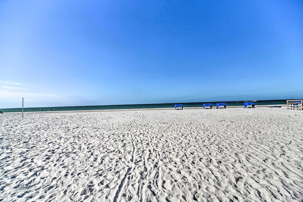 New Pool & Hot Tub! Beachfront Indian Shores Condo