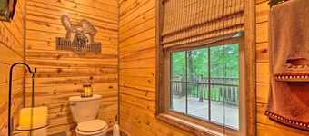 Spacious Family Home w/ Fire Pit on Norfork Lake!