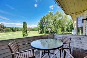 Interior - Beautiful Wentworth Golf Club Condo: Balcony & A/C (Jackson)