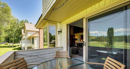 Beautiful Wentworth Golf Club Condo: Balcony & A/C