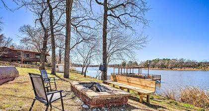 Lakefront Fort Towson Home: Private Dock & 3 Decks